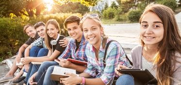 Con i Bambini, nuovo bando per “spazi aggregativi” dedicati ai minori