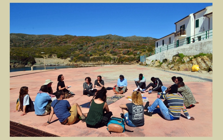Overlap 2025, all’Asinara arte e scienza si incontrano per riflettere su migrazione, confini e biodiversità