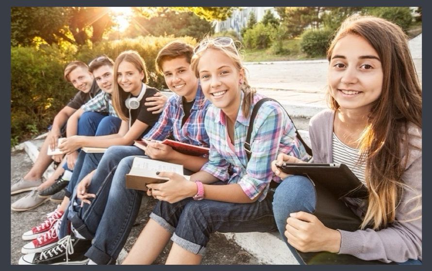 Fondazione di Sardegna, 1,5 milioni di euro per i bandi “Educazione al digitale – Tech Education 2026” e “Tech-up!”